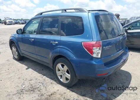 2010 Subaru Forester 2.5X Premium z USA, uszkodzony, nr VIN JF2SH6CC5AH794444